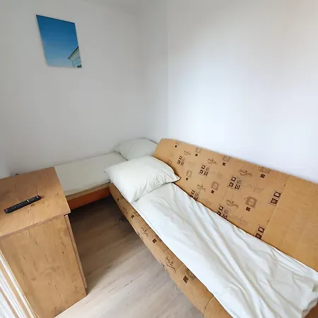 Kwatera prywatna Alga2005 Karwia